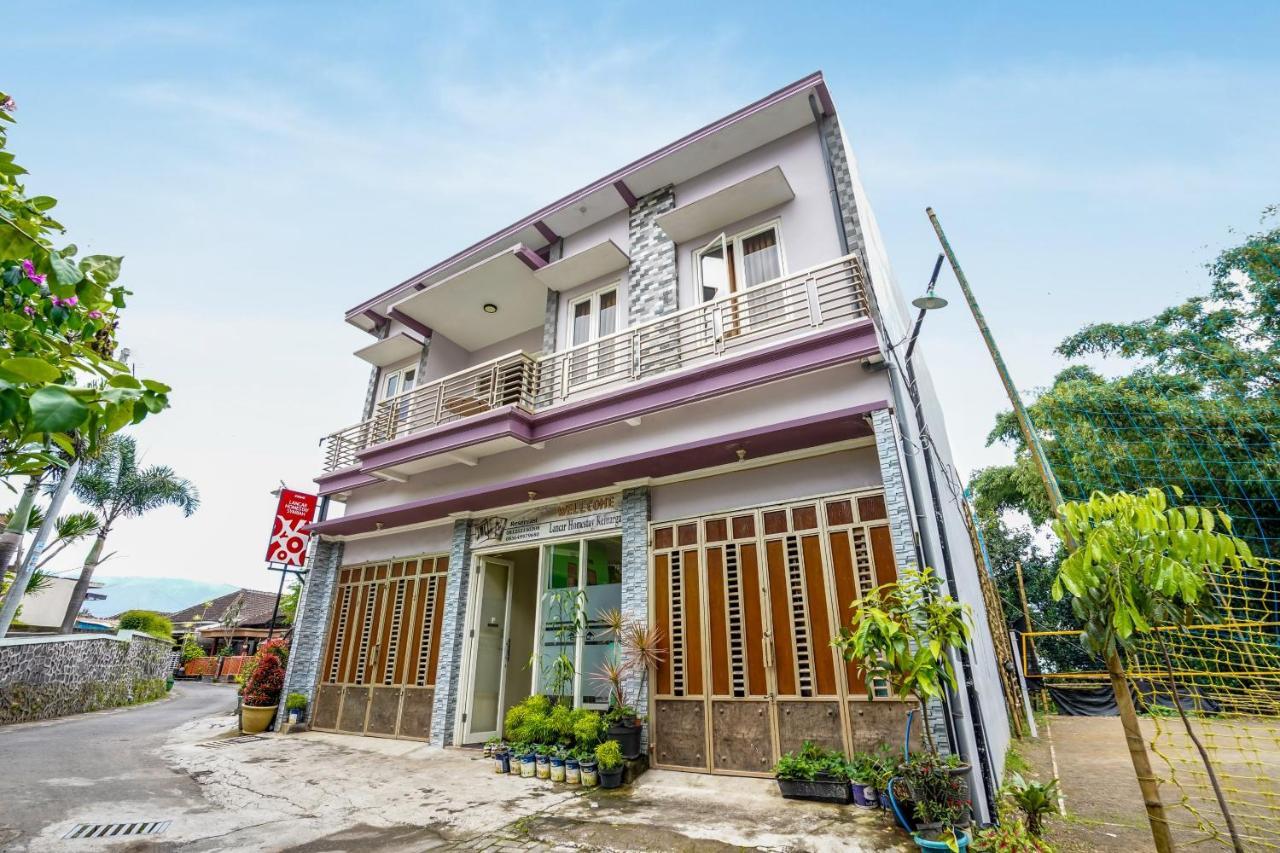 Super Oyo 90642 Lancar Homestay Syariah Tlekung ภายนอก รูปภาพ