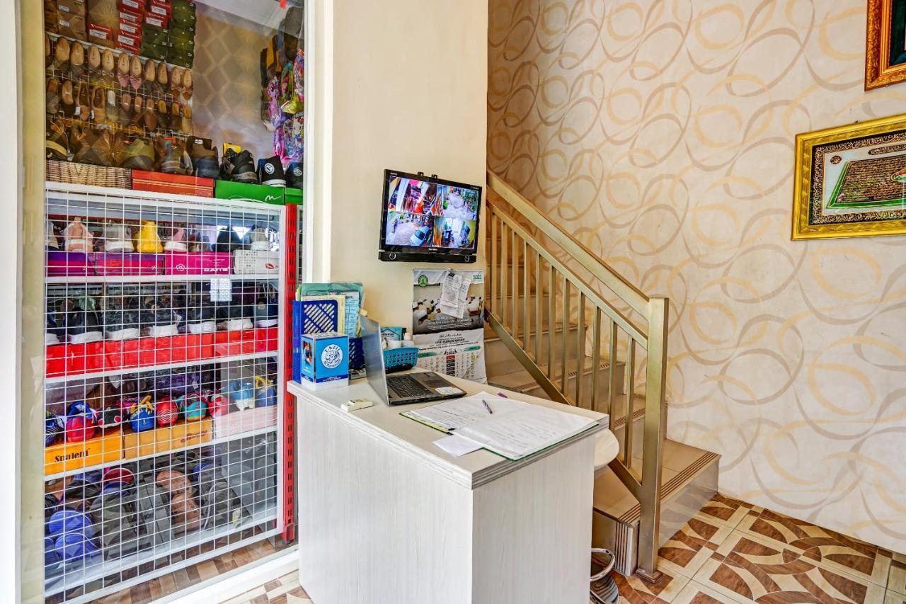 Super Oyo 90642 Lancar Homestay Syariah Tlekung ภายนอก รูปภาพ