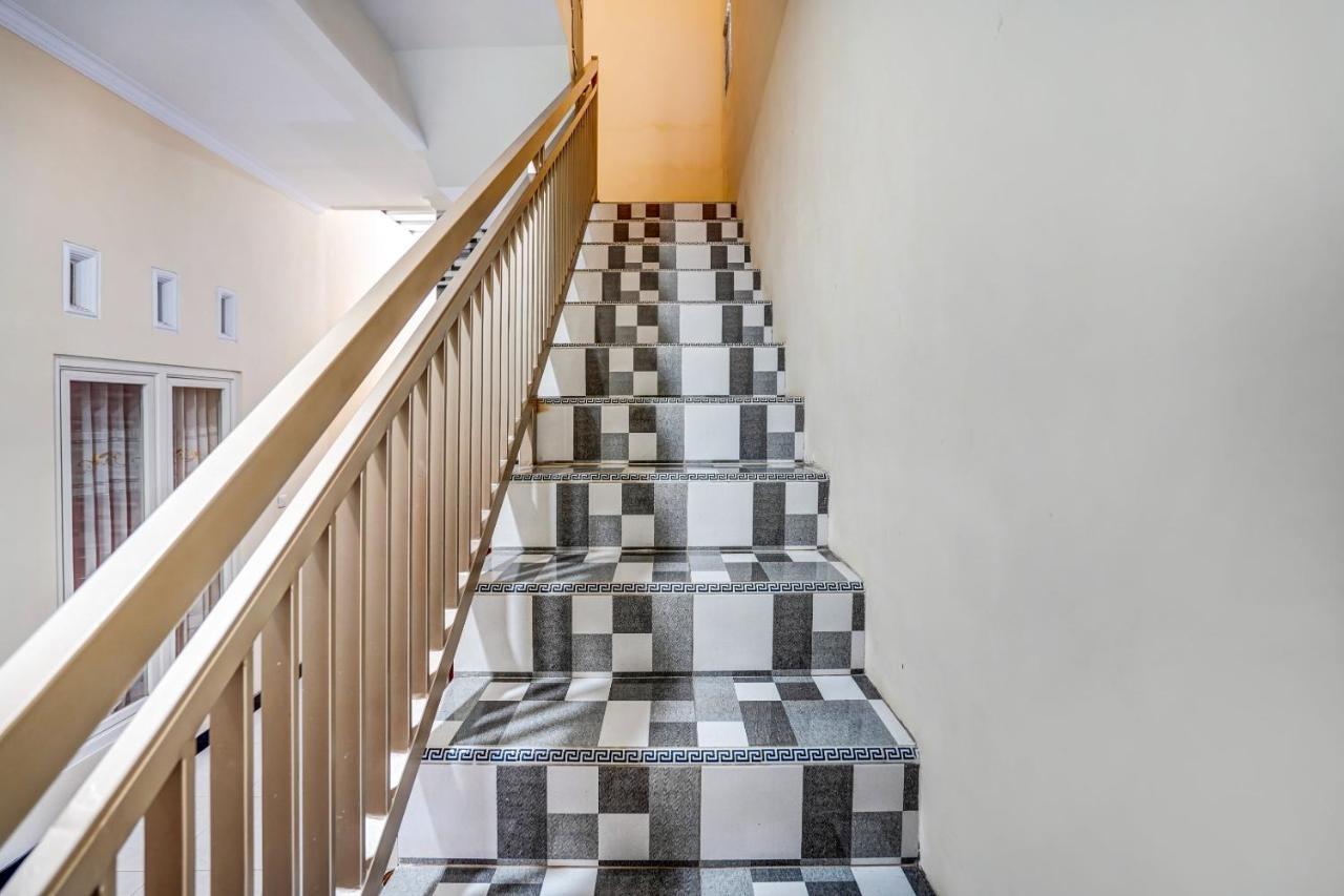 Super Oyo 90642 Lancar Homestay Syariah Tlekung ภายนอก รูปภาพ